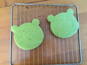 用学厨的熊熊模具压出形状