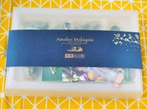 准备一盒燕窝冰心粽。