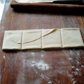 切成宽窄相近的条