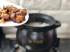 8、	放入红极参