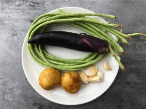 准备材料如图。