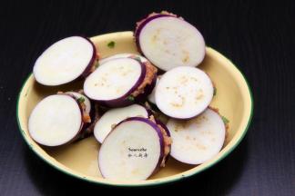 这是酿好的茄盒