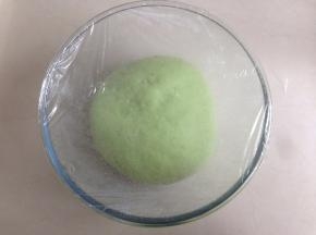 盖上保鲜膜，在温暖处发酵两倍大