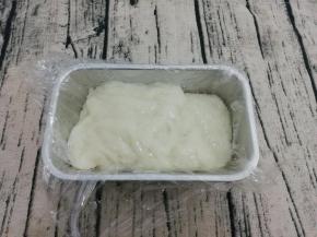 冷藏好的年糕取出