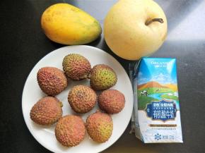 准备芒果 荔枝，雪梨，酸奶。