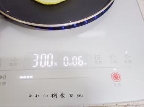 九阳电磁炉按炒菜，选择功率300瓦左右