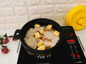 全部弄好后，转入电陶炉。