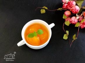 冰冻后的黄桃糖水太赞了。