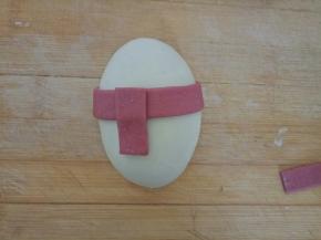 再加一块竖着的红色面条