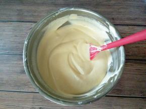 拌好的面糊，轻盈细腻