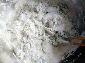 搅拌成絮状