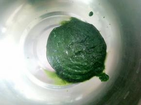 马刺荆焯水后打成糊