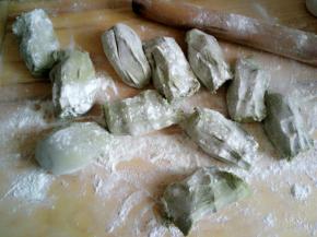 揪成均匀的剂子