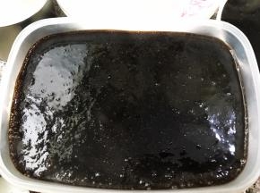 趁热倒入盒子里