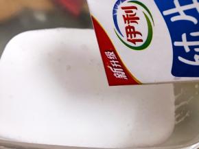 加入牛奶