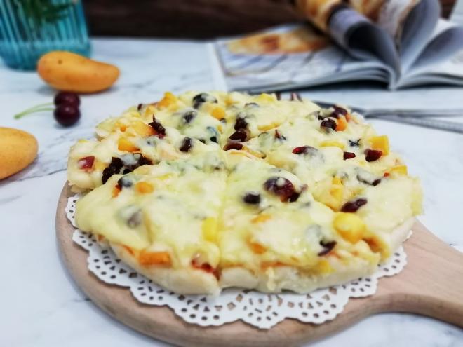 芒果香蕉曼越莓披萨