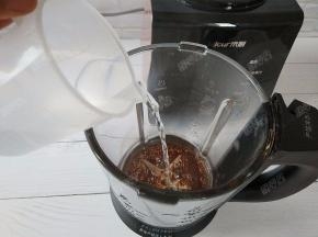 加入250ml开水