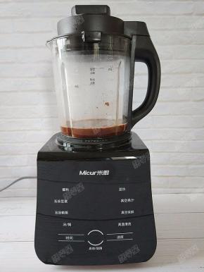 破壁机接通电源