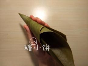 卷两圈就成了如图示这种细锥筒形