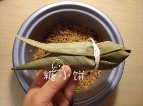 捆一根棉绳扎紧（如图示）即可