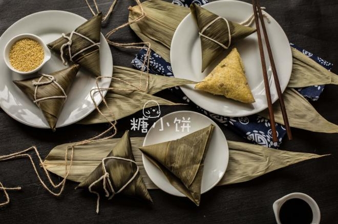 【杂粮咸菜黄米粽】三角形