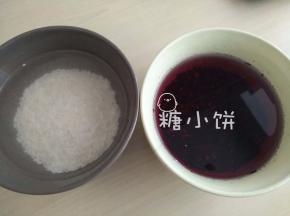 加足量的清水浸泡半天或者一夜，尤其血糯米需要充分浸泡