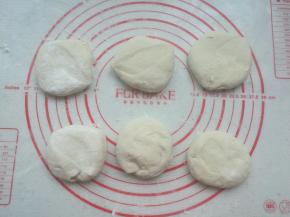 均分成小剂子。