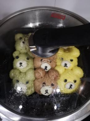 大火蒸十分钟即可。
