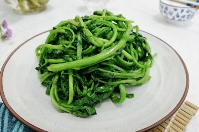 素炒西洋菜