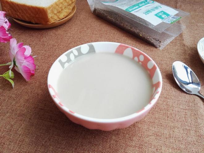 亚麻籽红枣豆浆