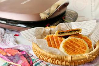 程序结束，金黄诱人的肉馅饼就做好了。