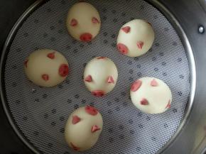 依次都做好后静置室温发酵30分钟后开水上锅蒸10-15分钟，蒸好后不要立即开盖，闷个5分钟再出锅