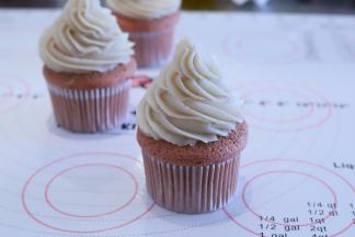 装饰好杯子蛋糕