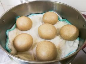 冷水蒸二十五分钟焖三分钟