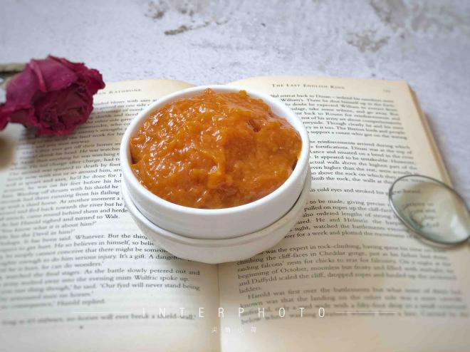 酸甜可口的枇杷酱