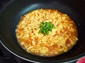最后再加入青椒未即可。