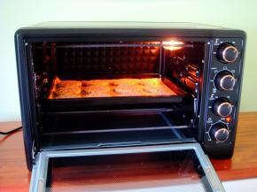 九阳KX—32J99烤箱提前预热：上下180度，放中层。