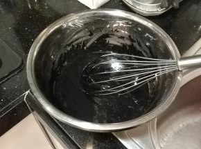 拌均匀至滑润状态