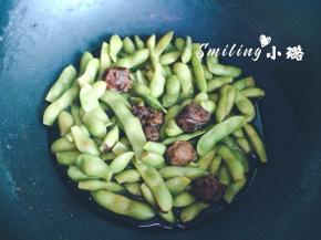 喜欢吃软一点的就多煮一会，喜欢硬一点的就少煮一会，最后放少许盐，出锅