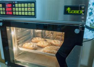 表面上色满意后出炉