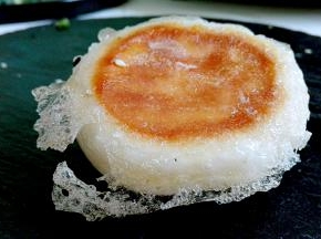 近看一下底部，煎制的非常好看