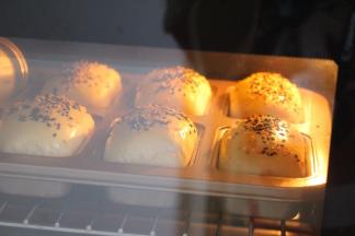 放入烤箱，175度35分钟，上色及时加盖锡纸