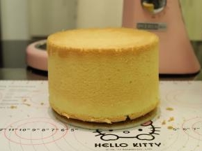 凉透后手工或借助脱模刀脱模