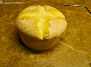 戚风蛋糕胚一个