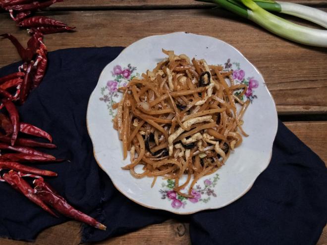 咸菜丝炒肉丝