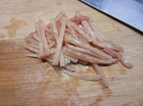 里脊肉切丝