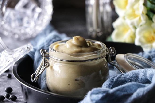 香浓顺滑的黑豆卡仕达酱