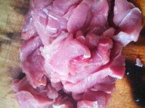纯瘦肉洗净切条