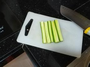 青瓜切条