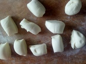 分割面团，40克一份正好分10份